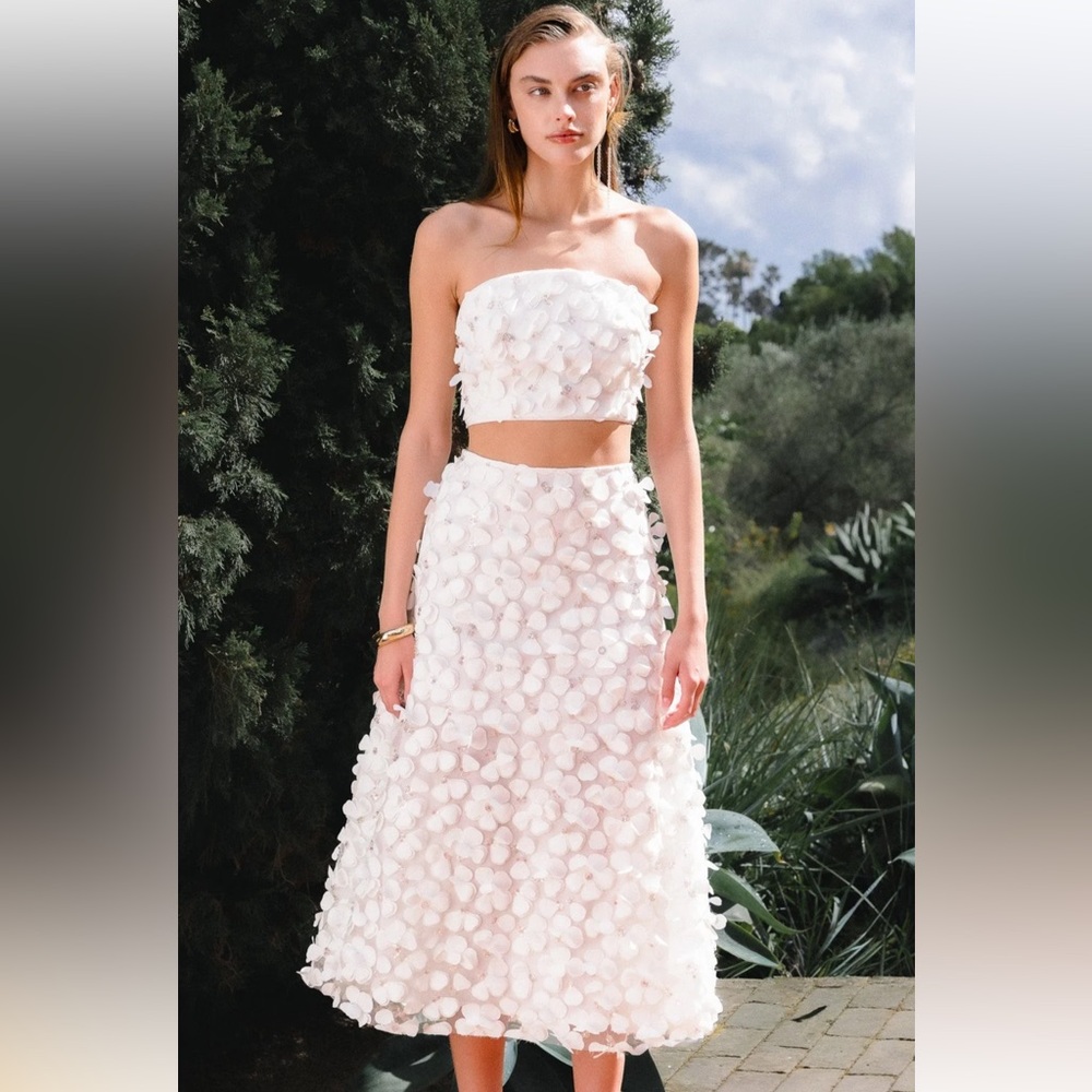 Endless rose! Size small sold out!